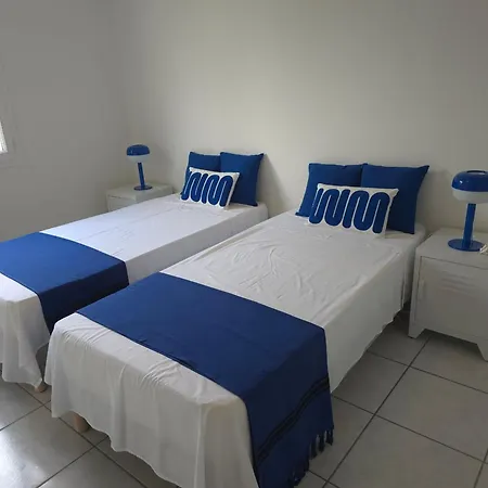 Les Saquedes 48 Сент-Максим